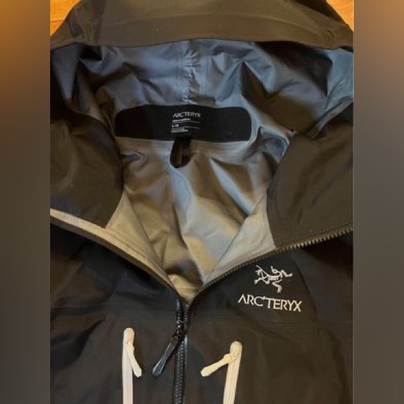 Arc’teryx Alpha SV Mens Shell Jacket Size Large - Picture 2 of 4